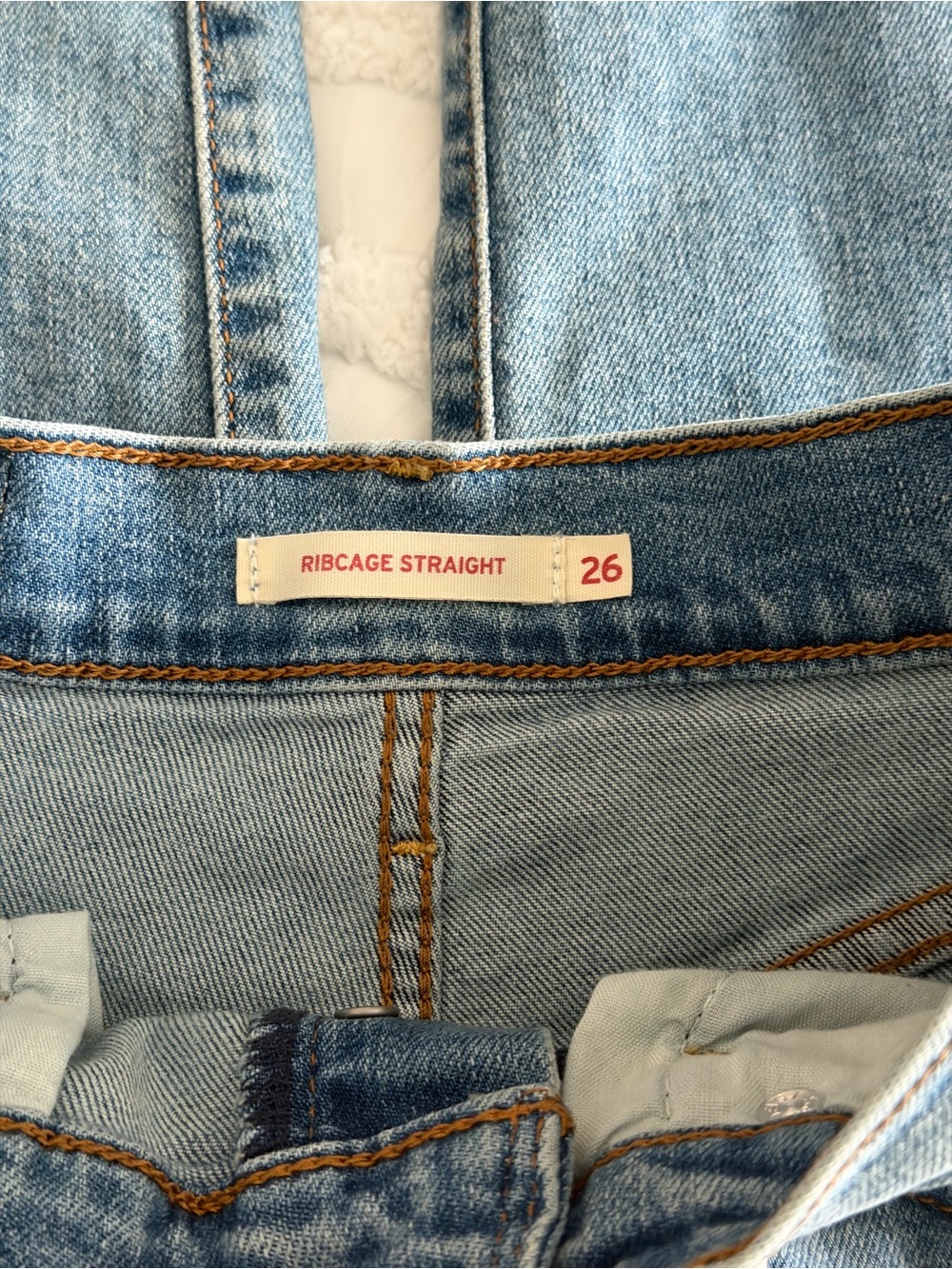 Light Wash Straight Leg Jeans - Picture 5 of 11